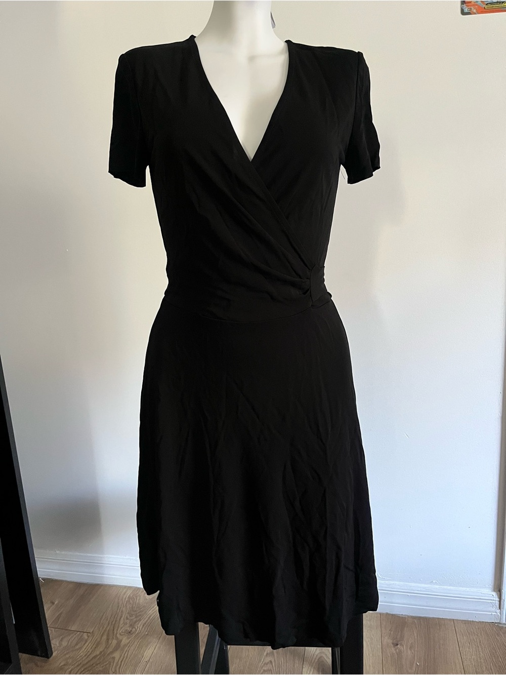 Neiman Marcus Black Rayon Wrap Dress V-Neck Short Sleeve Tie Waist S - NWT